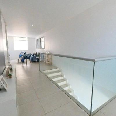 VENTA DE HERMOSO DÚPLEX FRENTE AL MAR, PIMENTEL